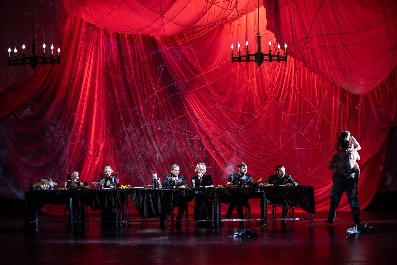 Teatr i scena — kadr 7