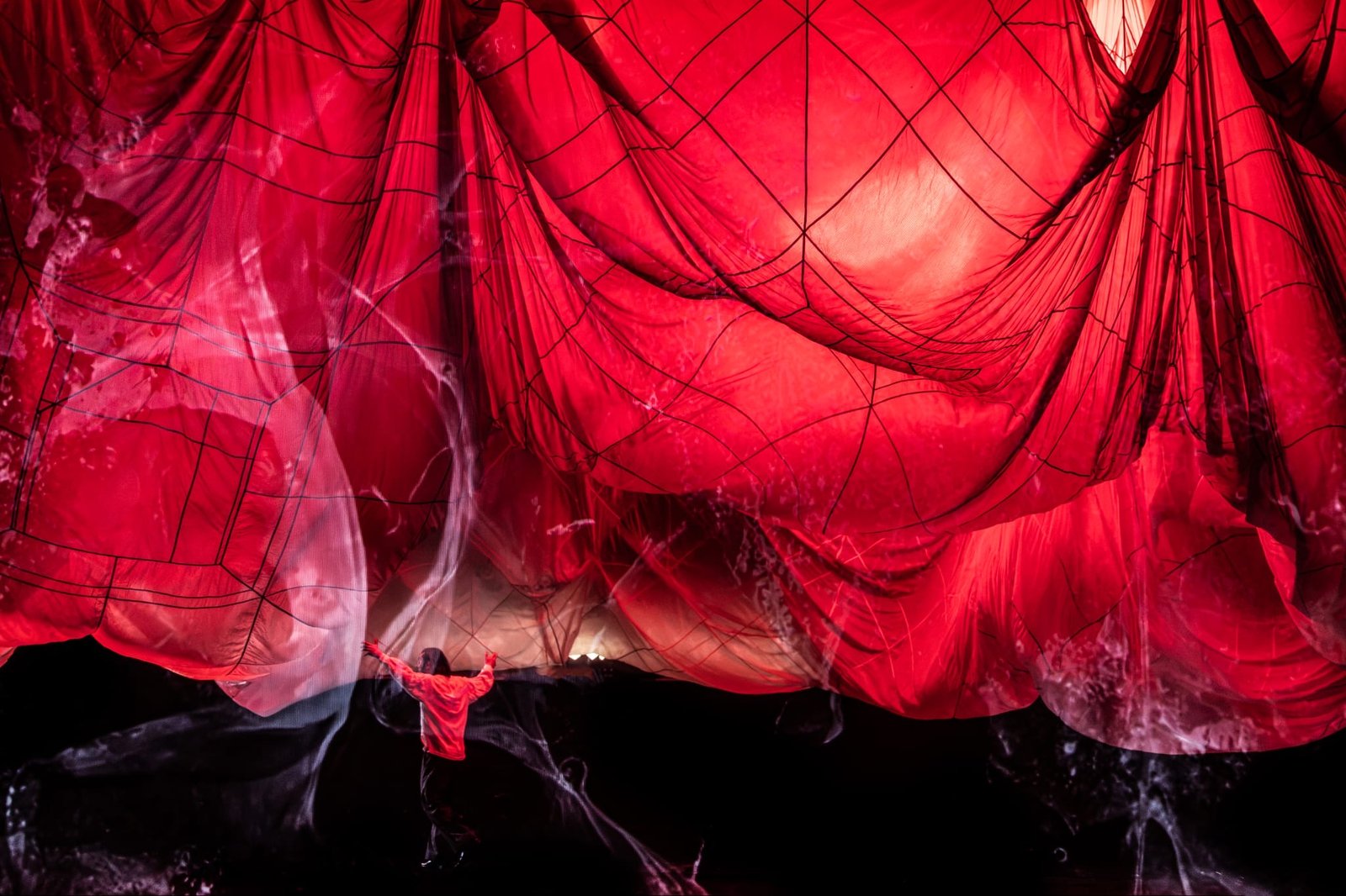 Teatr i scena — kadr 1