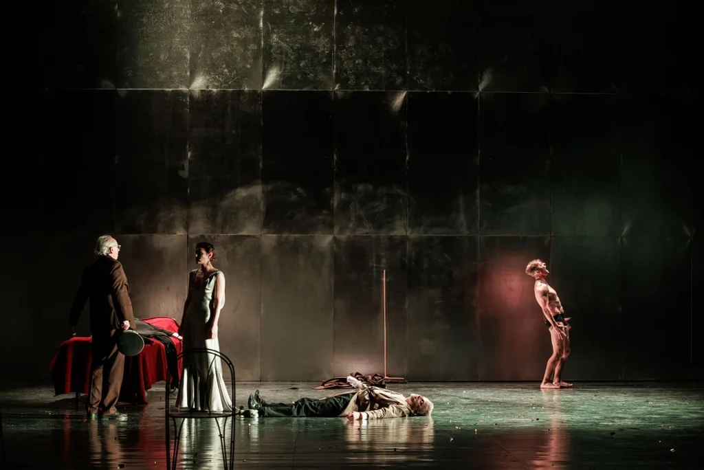 Laskawe-spektakl-fot-Przemyslaw-Jendroska-19